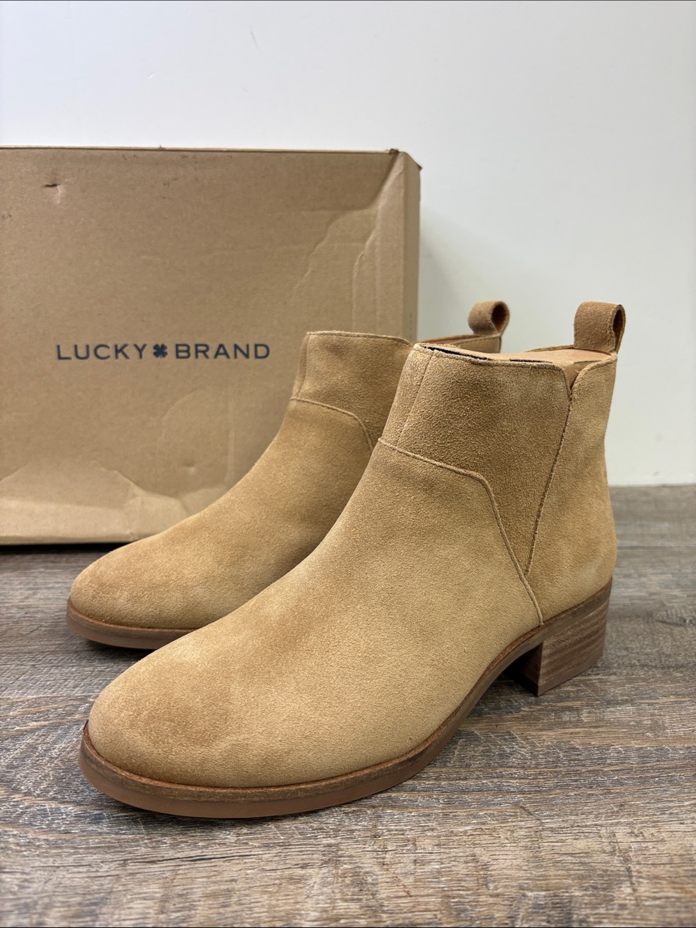 Lucky Brand Prenma Distressed Natural Oiled Suede Ankle Booties Size 7.5